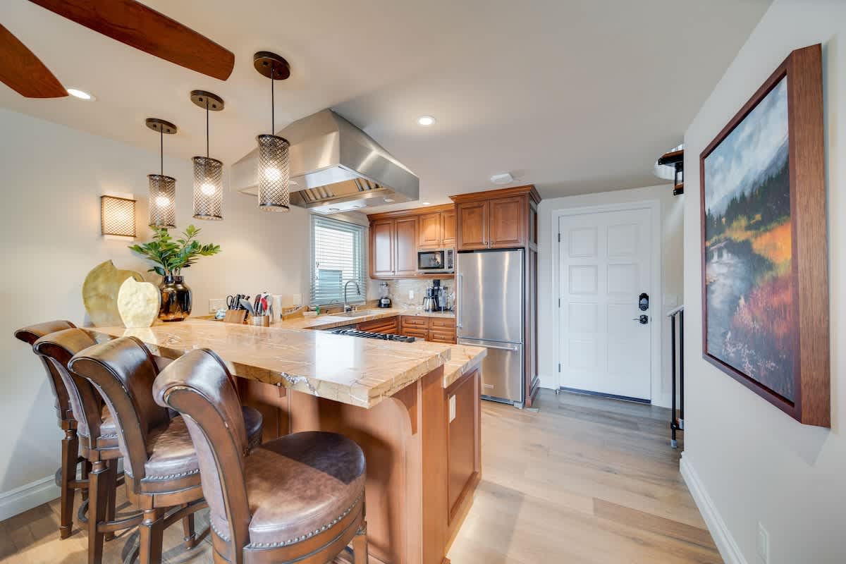 Bayside Bliss near Balboa Ferry in Newport Beach