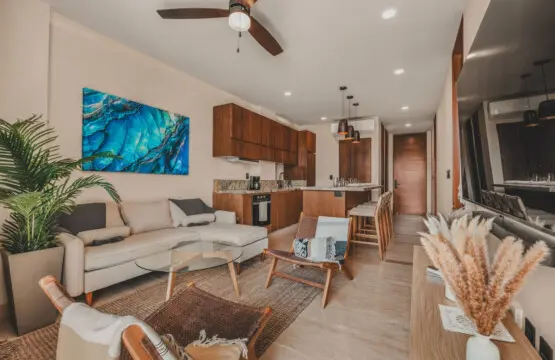 98810 426483 CDFhyA10yL5eSvPB4ACscuztvb5yepqvTjpjDNZahNQ 68c9ca0dacab2.jpg