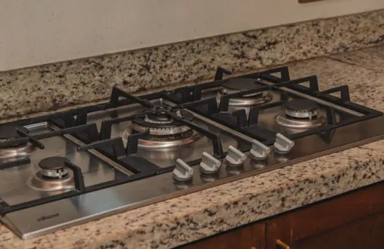 98810 444330 3DB987o3e 15VcYHqaJoMcicFOxupI6o6jWLKUyROU0 68f6605c58f6a.jpg