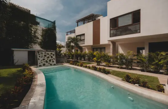 98810 444330 rZJWozj iCyRNz0QtyVvddZGWmW4RLG3nYf5MvD0iY0 68f6609f61c5a.jpg