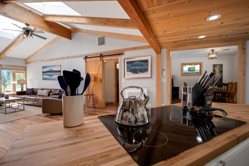 98810 319810 BrYYhW58api 1pAKxA1zB 3Z61nYCHNW8rrj ZjNXiY 671fe5d29200d.jpg