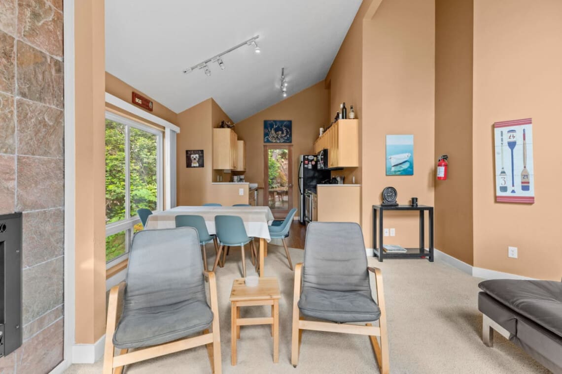 98810 400339 9b6 ojCrpKoWlHH8YzYY2TakUR DvrkKBNJzswfllG8 684717cca2cb7.jpg