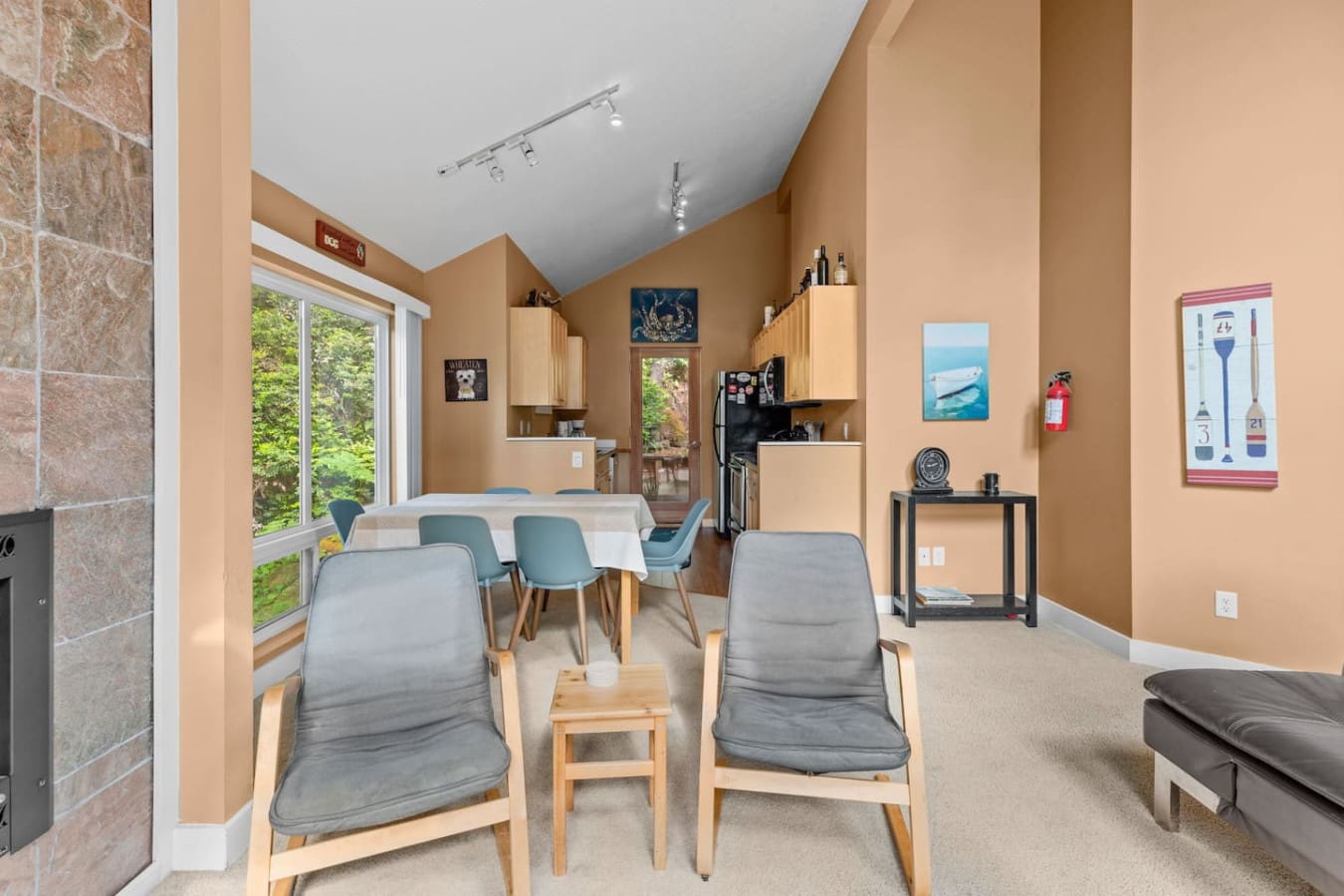 98810 400339 9b6 ojCrpKoWlHH8YzYY2TakUR DvrkKBNJzswfllG8 684717cca2cb7.jpg