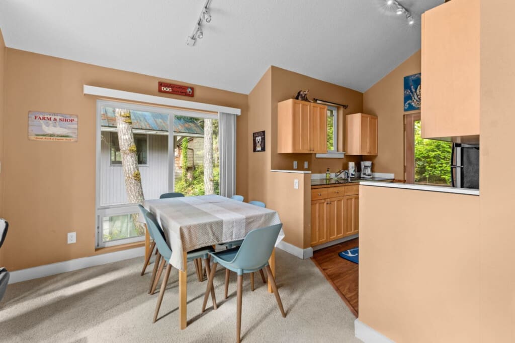 98810 400339 FZg C5aH73QLCPfT0 Z6Jm23d7O9DL052pEuQlSBXE 684717d334b3e.jpg