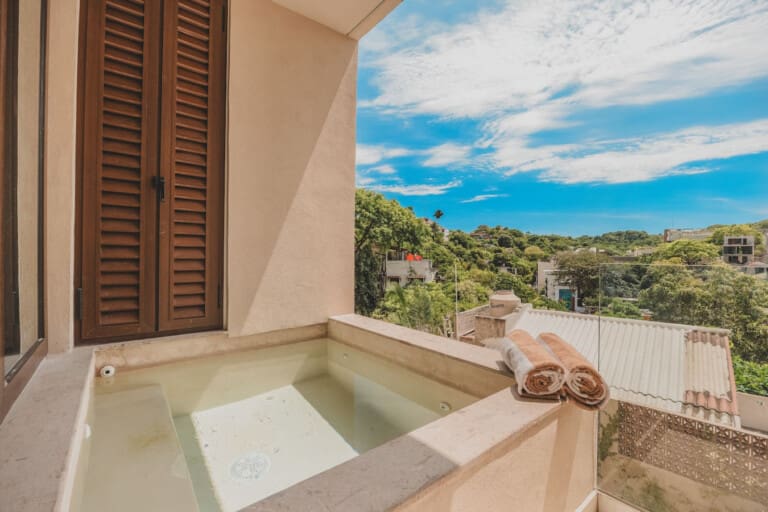 98810 426483 GrLM0v icBYGRXSHLc1nUizSbNXAzBivDZoXros 4u0 6901a8d1c6a1c.jpg