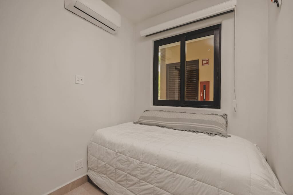 98810 444329 KSEIyal epuz73e6PGRb11n8 GdN6fWT7 Q1lPqz400 68f660dd7d3b6.jpg