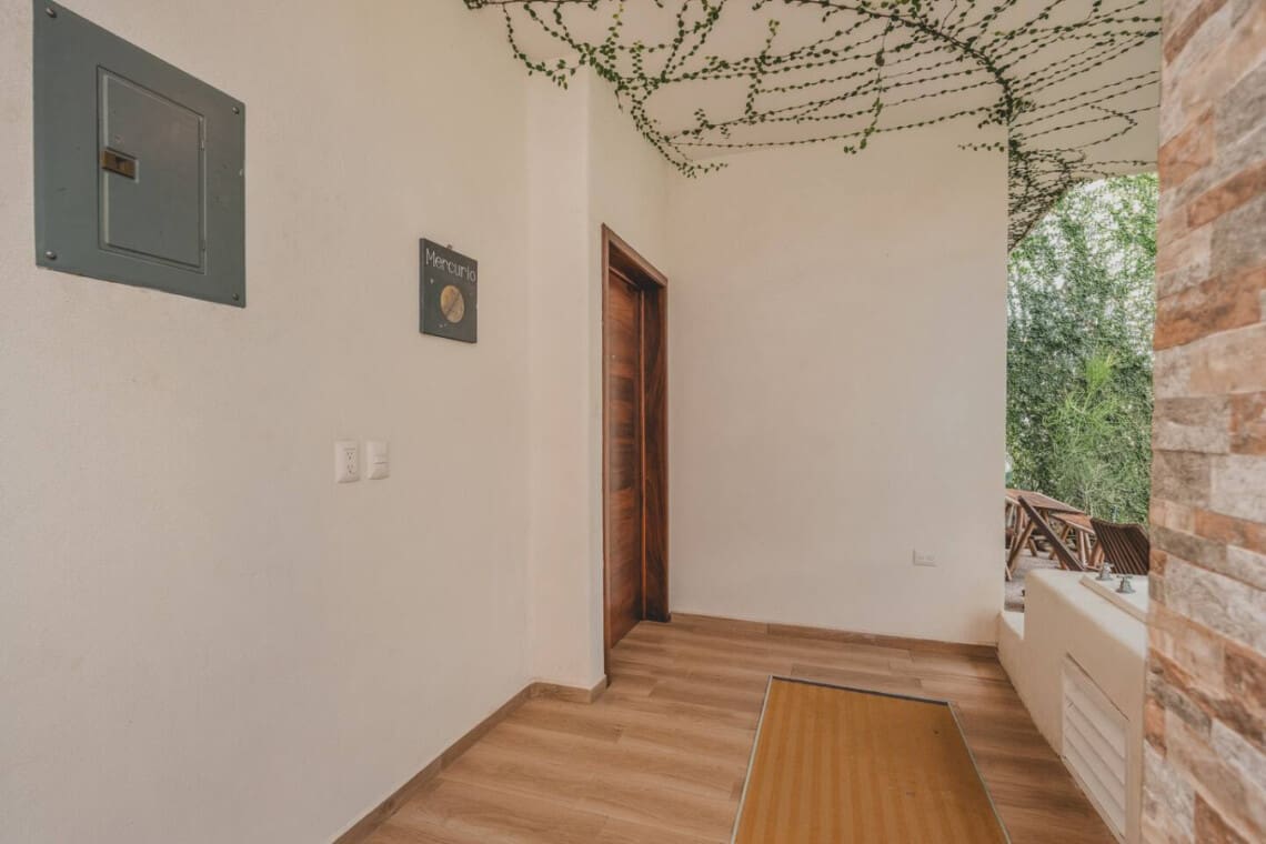 98810 444330 9kraEVOvsbm9 v0mJtw3GV 39GNIsdzVv22noM vdCw 68f6606f40db4.jpg