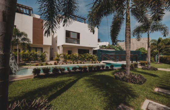 98810 444330 F25sfYpjFRY t8kZ0jdr3r yVohjMJfwr5nm6yS9COs 68f67bafa09c9.jpg