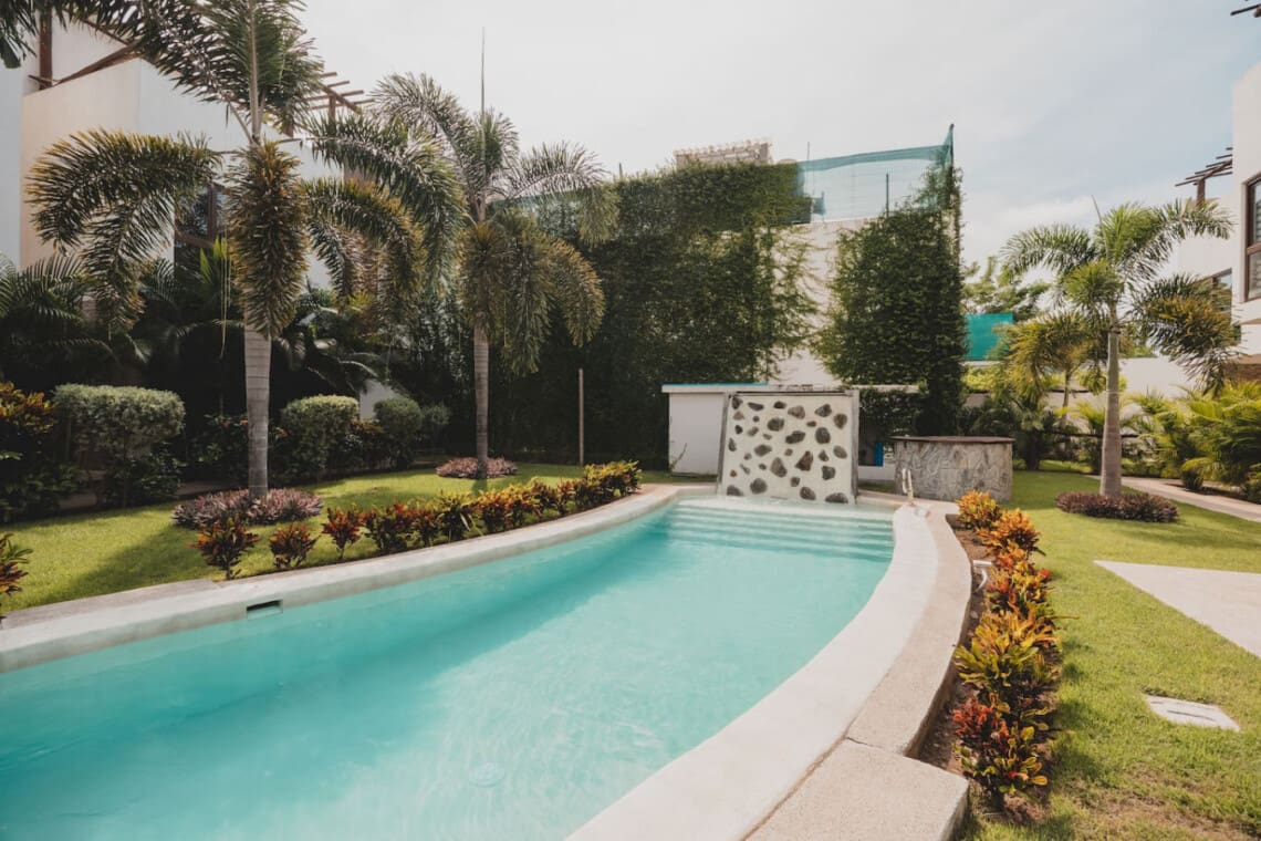 98810 444330 c9Ha2WxoGvdBFvpi28VobKKp6qm3cNA5EY3562coGxU 68f660a28c420.jpg