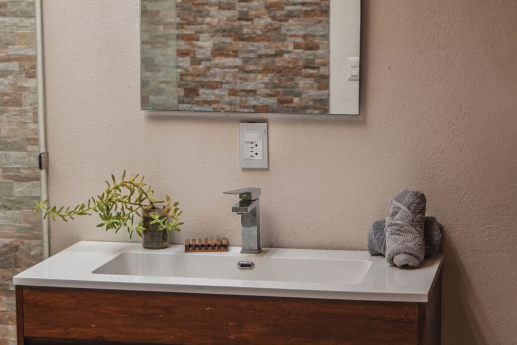 98810 444330 i2nYwIfgn3pSLzjHZHHtq2dHmmIHbVGlsvZNTQUUGVA 68f6604656a04.jpg