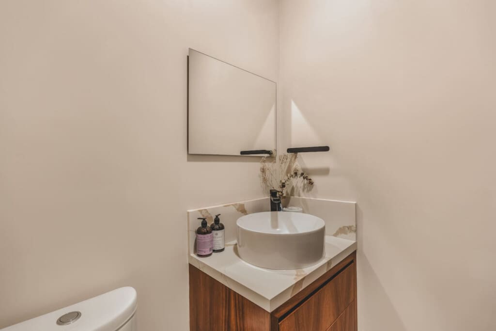 98810 454176 GbcGRDnyWVB 6 iHzkH3uUTzytaxRkYGmsMCa1 NlBc 691b5e7cb0be2.jpg