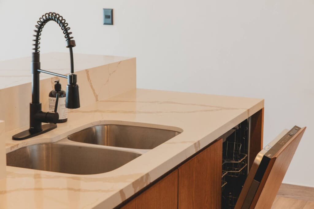 98810 454176 kydfejMr PMdQSTtDRY 2OJCo8dsp IJukHu36in jg 691b5e5c35a06.jpg