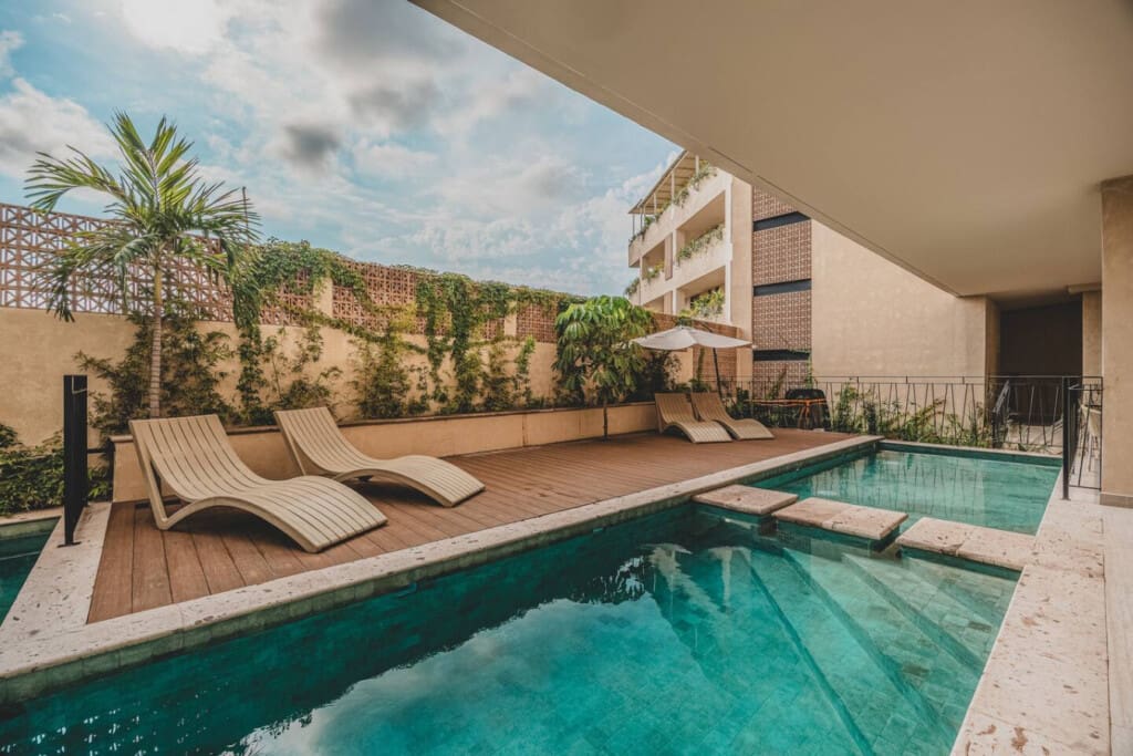 98810 454176 pW gIwx3FpsV8ik3DZsdxXEDpmxkadTowerDTTx46lQ 691b5e490dfc2.jpg