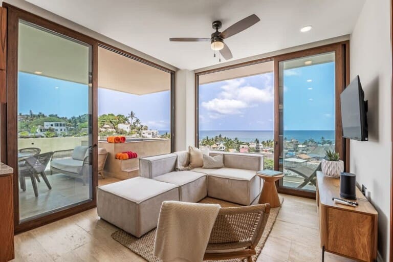 1567a970 f320 42 5uSjv