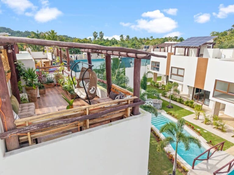 3cf2f4fc b329 48 IhQ