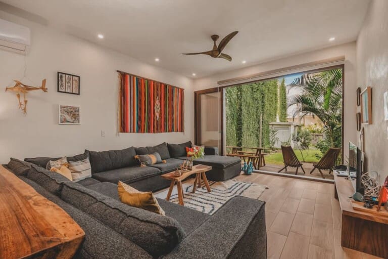 490634eb 529a 4a ZWJYw