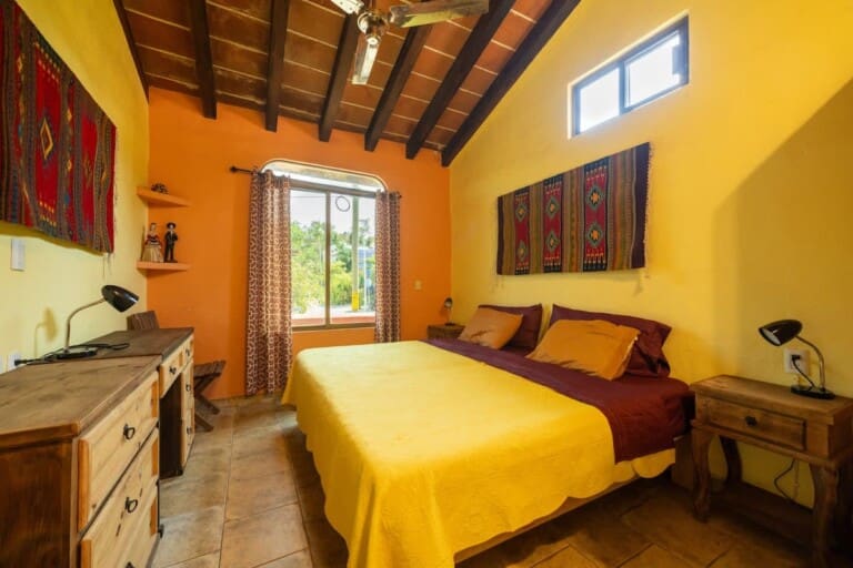 f35a2be5 5f94 4c Szmkv